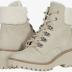 DV by Dolce Vita Women’s Ankle Boot